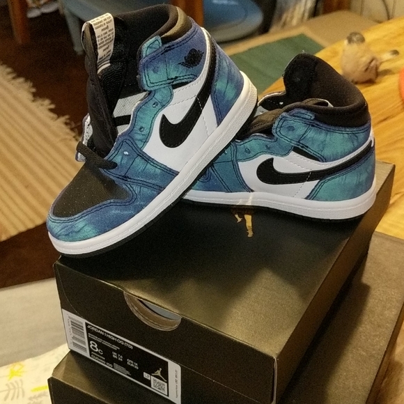 tie dye jordan 1 restock